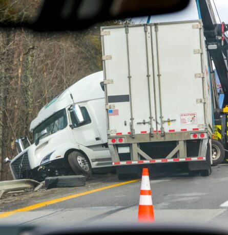 7 Steps to Take After a Truck Accident in Atlanta